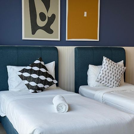 Mossaz Mana-Mana Suites Kuala Lumpur Petaling Jaya Ngoại thất bức ảnh