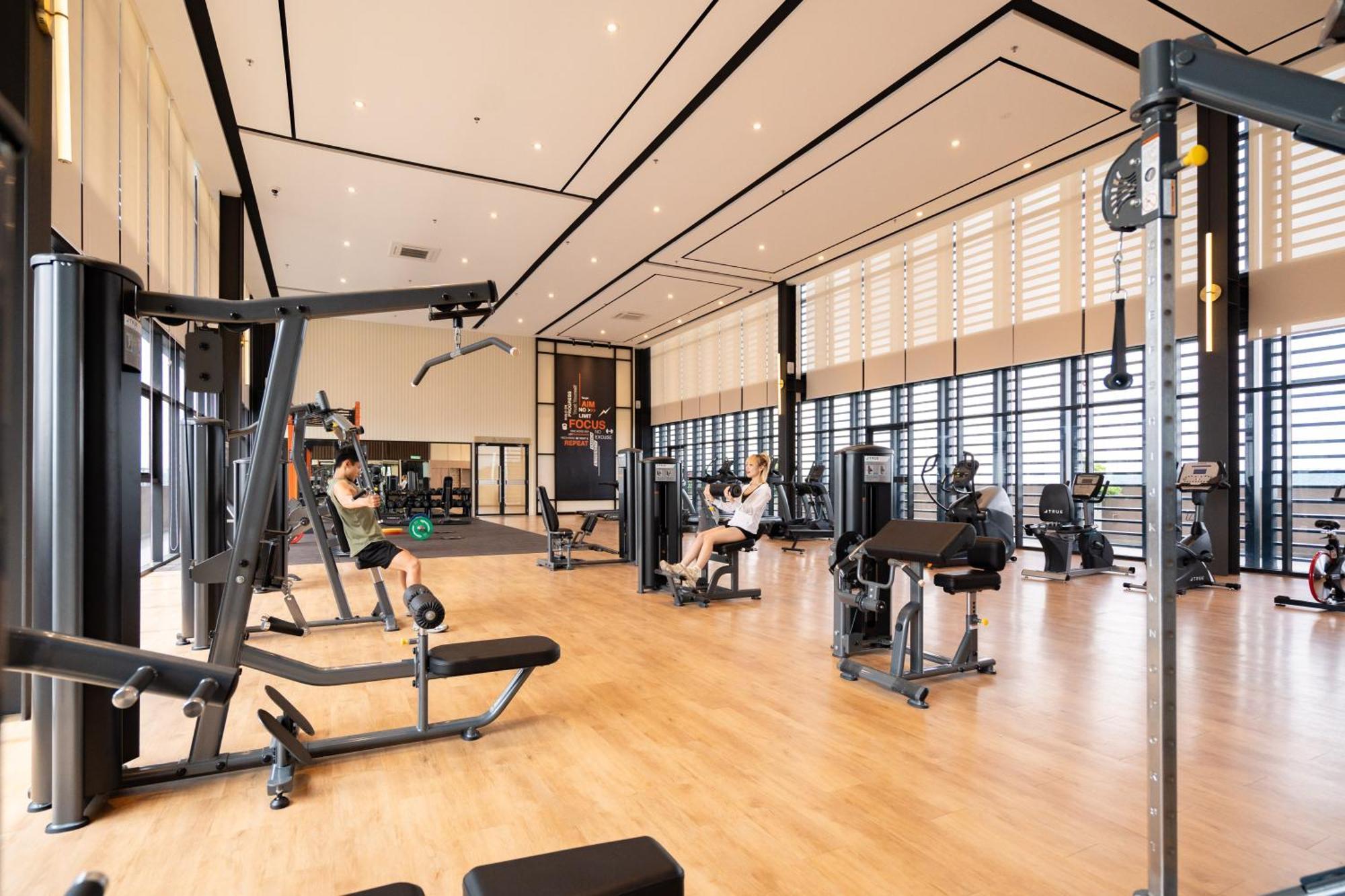 Mossaz Mana-Mana Suites Kuala Lumpur Petaling Jaya Ngoại thất bức ảnh