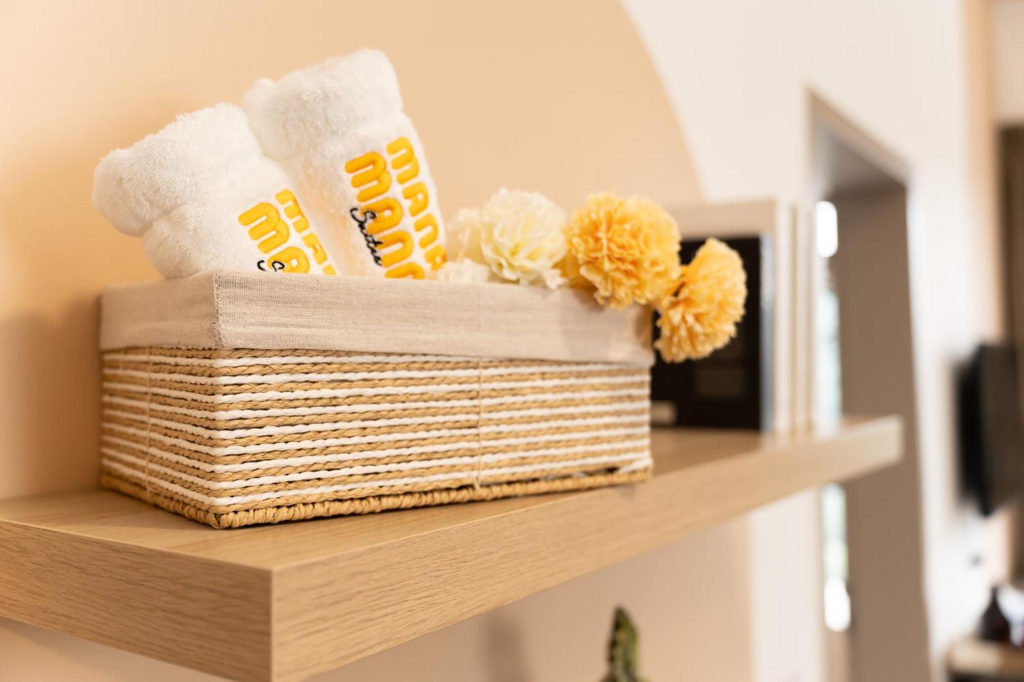 Mossaz Mana-Mana Suites Kuala Lumpur Petaling Jaya Ngoại thất bức ảnh