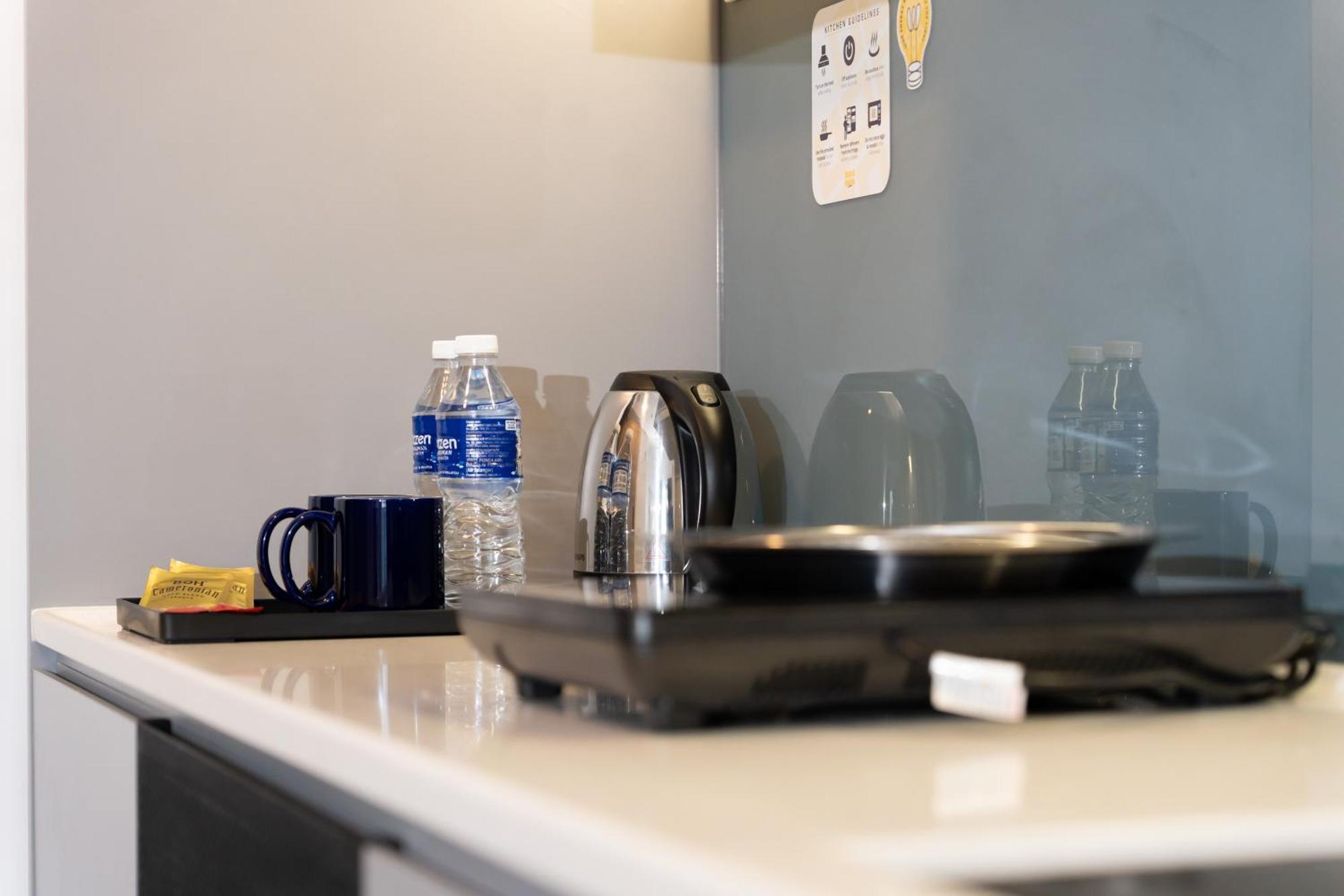Mossaz Mana-Mana Suites Kuala Lumpur Petaling Jaya Ngoại thất bức ảnh