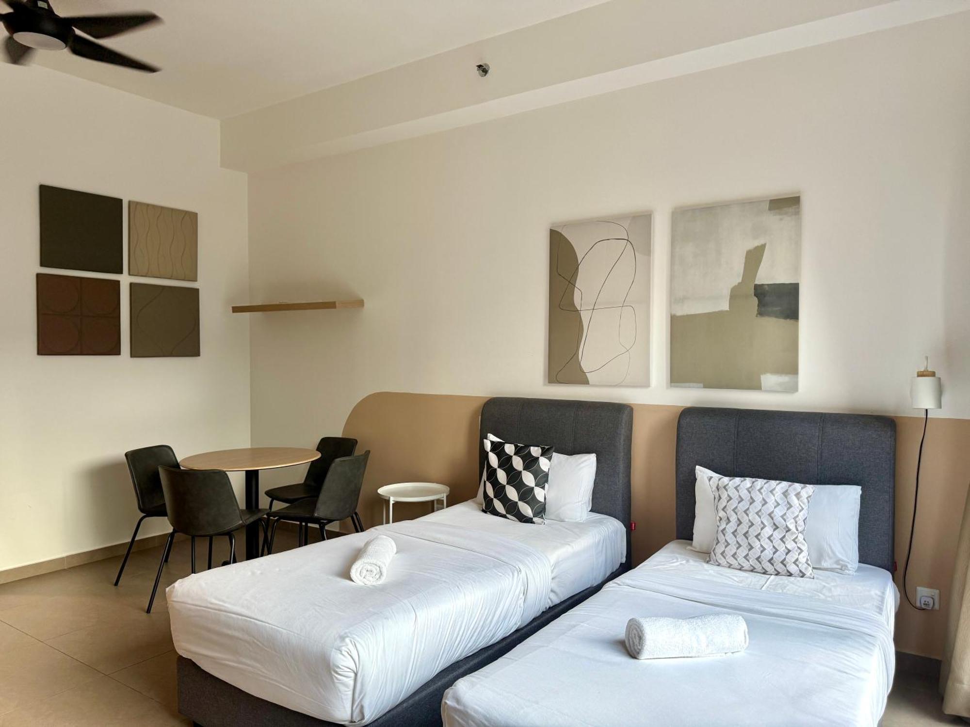 Mossaz Mana-Mana Suites Kuala Lumpur Petaling Jaya Ngoại thất bức ảnh