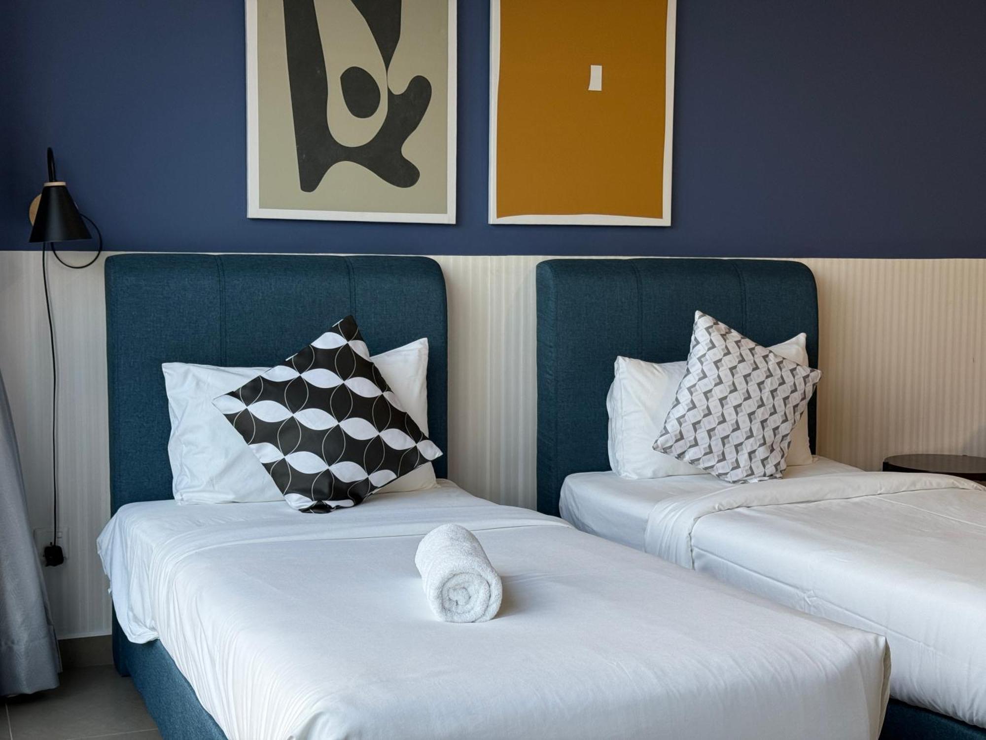 Mossaz Mana-Mana Suites Kuala Lumpur Petaling Jaya Ngoại thất bức ảnh